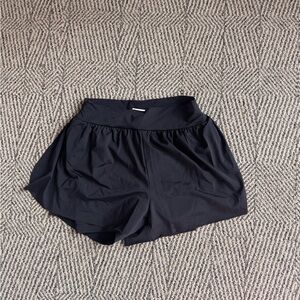 Suzette black butterfly short